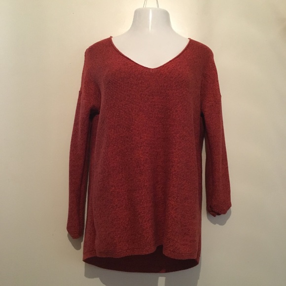 Old Navy Sweaters - Old Navy long sleeve sweater. Worn once.